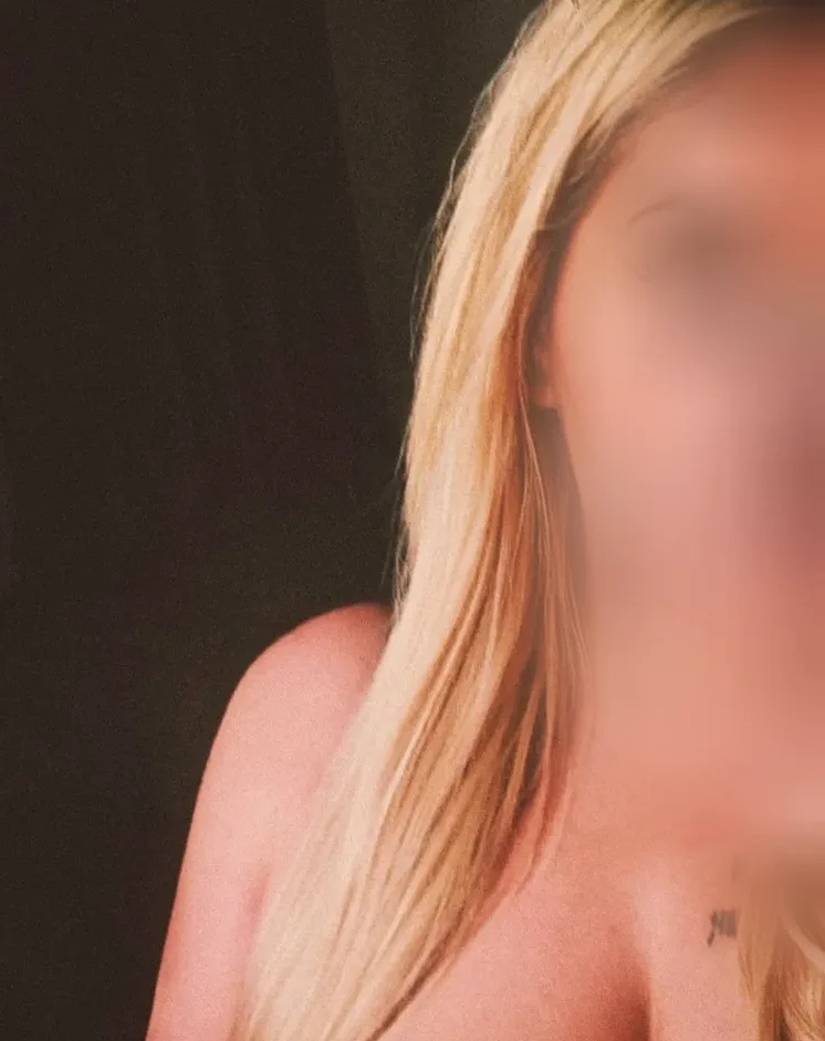 Christina, 30