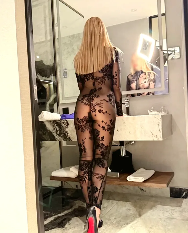 Kathleen, 34
