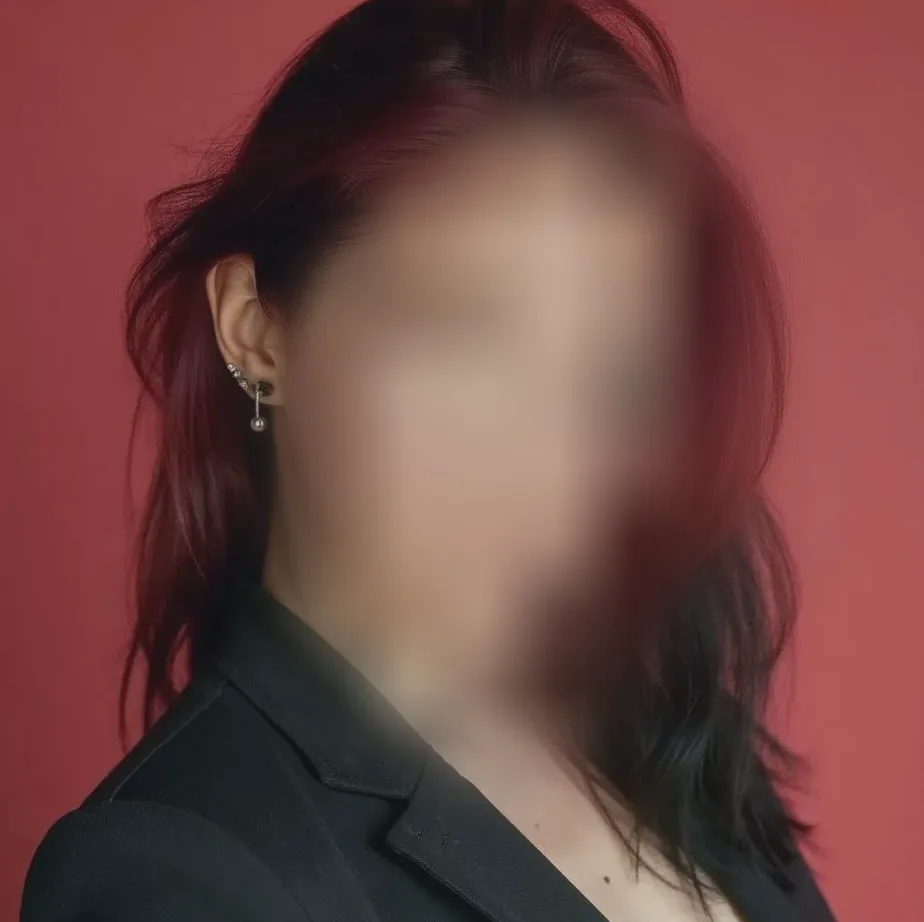 Tanja, 35